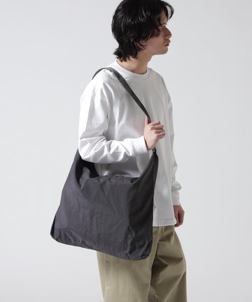 SLOW(スロウ)の「SLOW(スロウ)packer 2way shoulder bag L(ショルダーバッグ・メンズ・ブラック/グレー・F)」の2枚目の写真