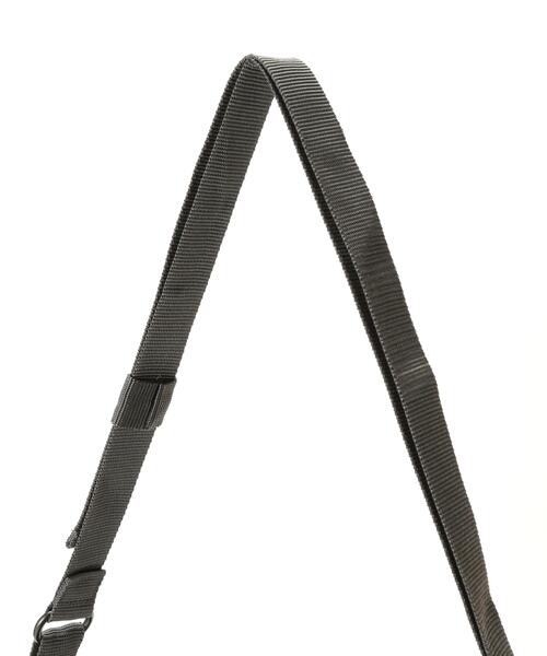 SLOW(スロウ)の「SLOW(スロウ)packer 2way shoulder bag L(ショルダーバッグ・メンズ・ブラック/グレー・F)」の5枚目の写真