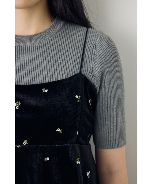 AZUL by moussy（アズールバイマウジー）の「【セットアップ対応】ベロア刺繍キャミソール（キャミソール・レディース・ブラック系その他/ブラウン系その他・FREE）」の10枚目の写真