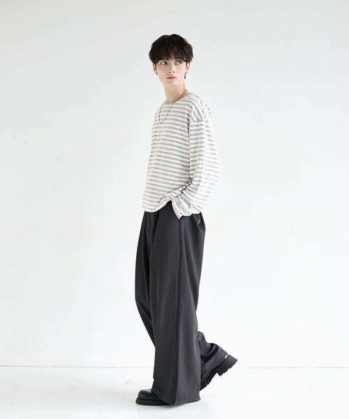 LILL(リル)の「TRPUワイドドレープハイウエストスラックス(スラックス・メンズ・ブラウン/グレー/チャコールグレー/ブラック・XL/L/M/S)」の9枚目の写真