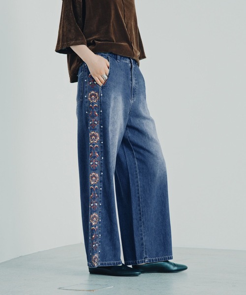 LEPSIM(レプシィム)の「刺繍デニムパンツ 879120(デニムパンツ・レディース・ブラック/ブルー・MEDIUM/LARGE)」の10枚目の写真