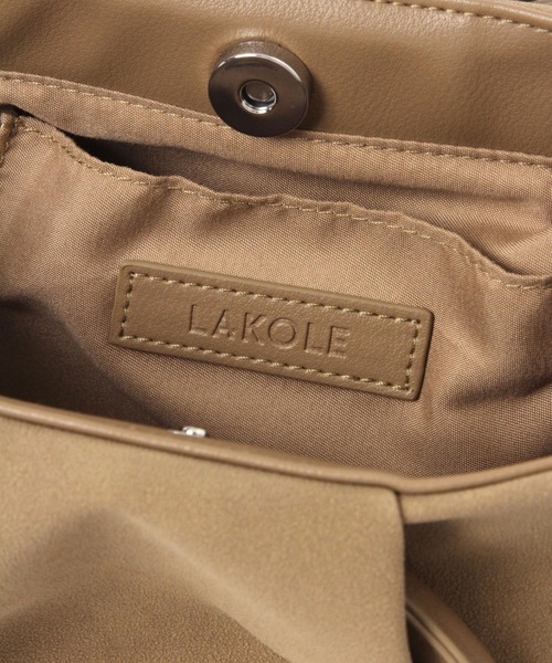 LAKOLE(ラコレ)の「サークルハンドル2WAYミニショルダーバッグ / 1017513(ハンドバッグ・レディース・ブラック/キャメル・FREE)」の16枚目の写真