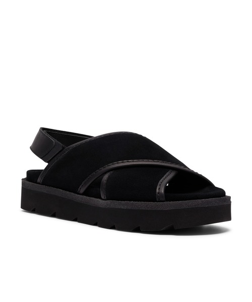 Clarks（クラークス）の「MEARE CROSS BLACK SDE（サンダル・レディース・ブラック・24.5cm/23.5cm/24.0cm）」の2枚目の写真