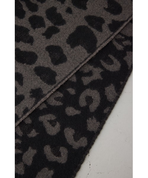 AZUL by moussy(アズールバイマウジー)の「ビッグレオパードストール 秋服 冬服 マフラー ヒョウ柄(ストール/ショール・レディース・ブラウン系その他/グレー系その他・FREE)」の8枚目の写真