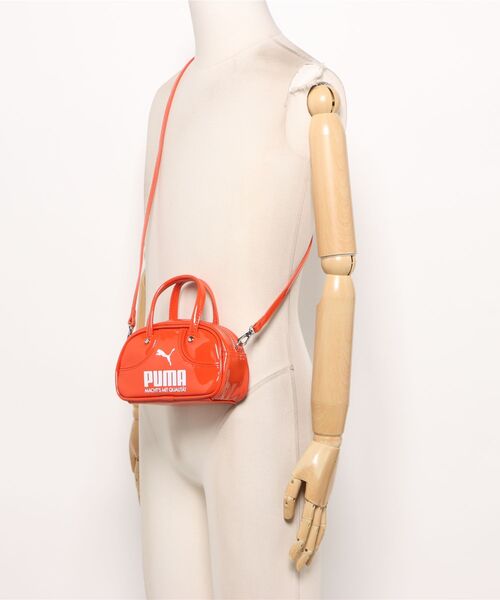 PUMA(プーマ)の「PUMA プーマ U 1976 MICRO GRIP BAG バッグ 091824 17RED FLASH(ボディバッグ/ウエストポーチ・メンズ・レッド・FREE)」の5枚目の写真