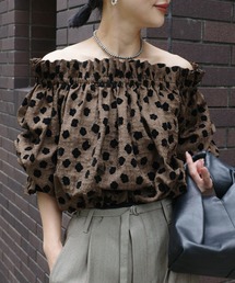 Ameri（アメリ）の「FLOCKY FROWER 2WAY OFF SHOULDER TOP（Tシャツ/カットソー）」