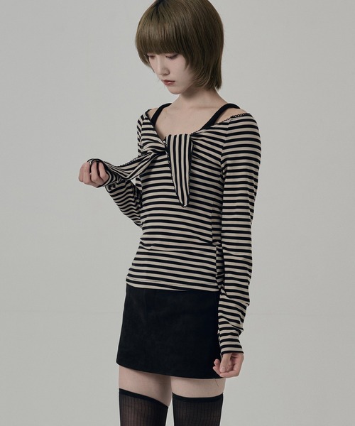 SOI.KUROI(ソイクロイ)の「twist ribbon strap wide v neck top / ツイストリボンストラップ付きワイドVネックトップス(Tシャツ/カットソー・レディース・グレー/ベージュ・FREE)」の13枚目の写真