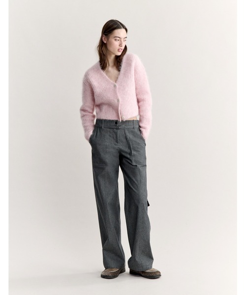 Maison Kitsune(メゾンキツネ)の「FLUFFY ALPACA CROPPED CARDIGAN(カーディガン/ボレロ・レディース・ライトピンク・XS/L/M/S)」の10枚目の写真