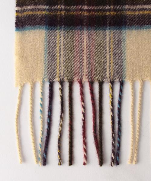 Johnstons of Elgin（ジョンストンズオブエルガン）の「[ジョンストンズ] ★JOHNSTONSCASH D/STW マフラー◆（マフラー・メンズ・オフホワイト・FREE）」の3枚目の写真