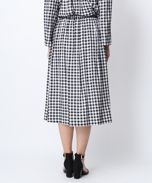 Andemiu（アンデミュウ）の「ムジガラギャザースカート749660（スカート・レディース・ブラック/ピンク/ホワイト/ブルー・FREE）」の14枚目の写真