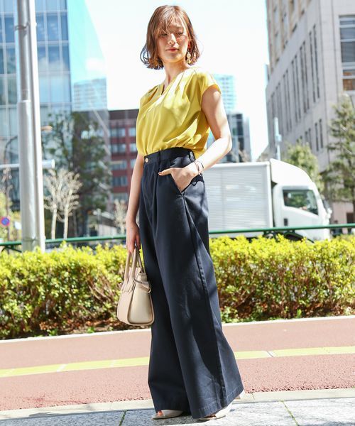 VIS（ビス）の「【WEB限定】ワンタックチノワイドパンツ（チノパンツ・レディース・ホワイト/ベージュ/ネイビー・S/M/L）」の21枚目の写真