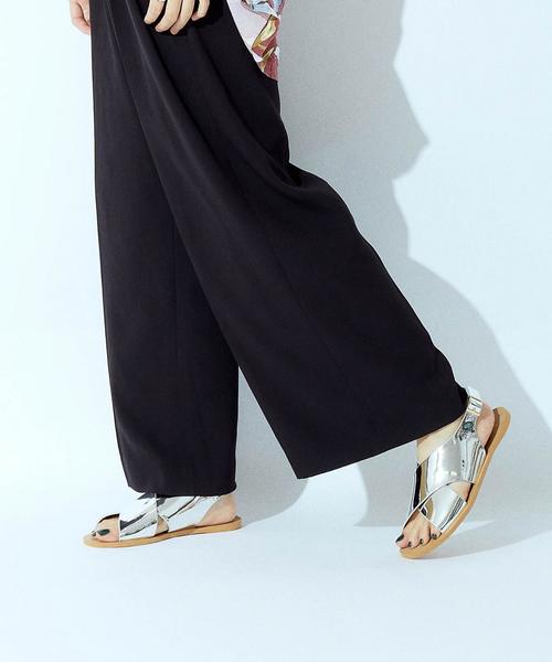 Boisson Chocolat(ボワソンショコラ)の「BFC クロスバックベルトFLT SD(サンダル・レディース・ダークブラウン/シルバー/ブラック・L/S/M)」の1枚目の写真