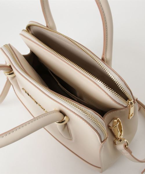 ジルバイジルスチュアート ダブルジップショルダーバッグ JILL by JILL STUART（ジルバイジルスチュアート）の「ダブルジップ