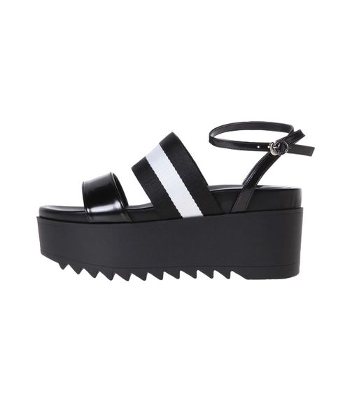 MURUA（ムルーア）の「ラインテープサンダル（サンダル・レディース・ホワイト/ブラック/ブルー・35/36/37）」の2枚目の写真