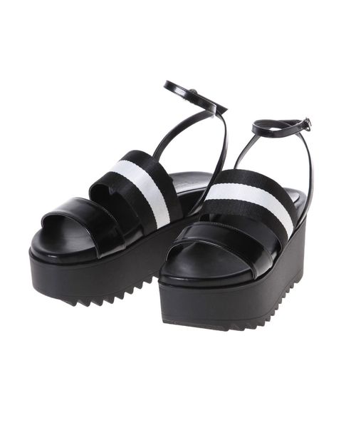 MURUA（ムルーア）の「ラインテープサンダル（サンダル・レディース・ホワイト/ブラック/ブルー・35/36/37）」の5枚目の写真