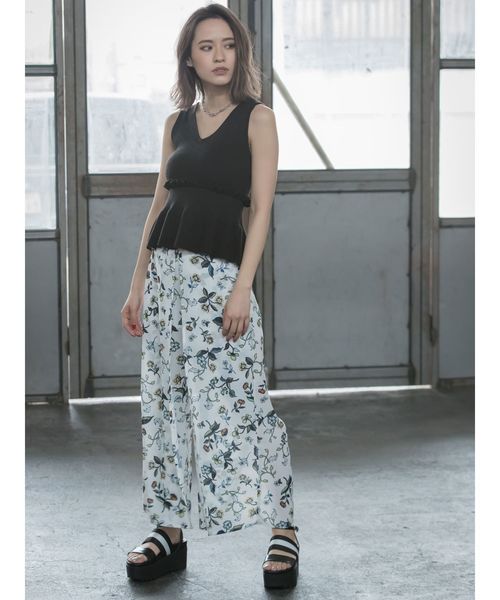 MURUA（ムルーア）の「ラインテープサンダル（サンダル・レディース・ホワイト/ブラック/ブルー・35/36/37）」の17枚目の写真