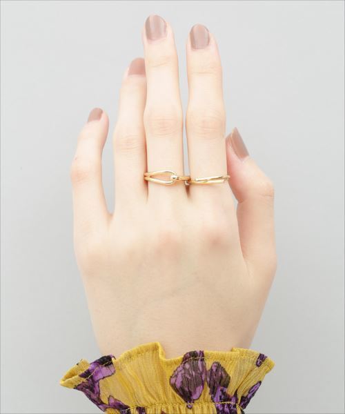 ADAM ET ROPE'（アダムエロペ）の「レイヤーズクロスリング（リング・レディース・シルバー/ゴールド・FREE）」の7枚目の写真