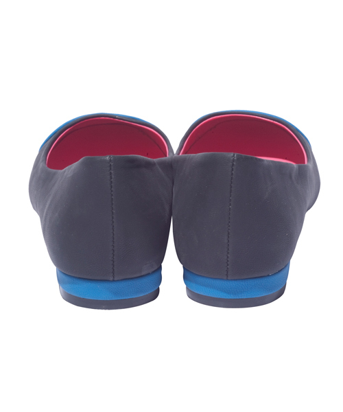 X-girl（エックスガール）の「X-girl×EMIRU BI-COLOR FLAT SHOES（パンプス・レディース・マルチ/ブラック/ベージュ/ネイビー・SMALL/MEDIUM/LARGE）」の9枚目の写真