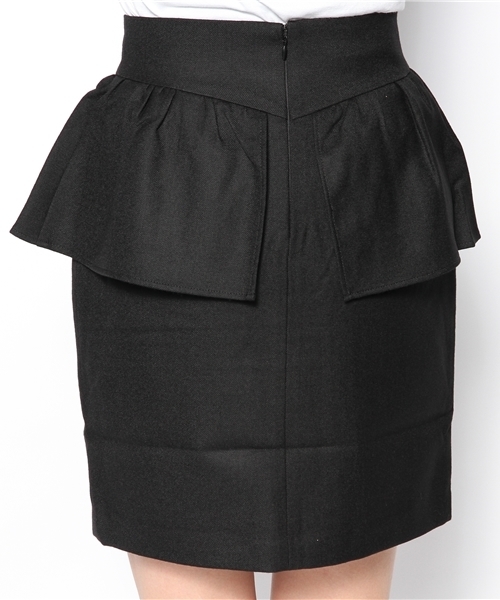 ROSE BUD（ローズバッド）の「【GISELe掲載】LSK-13224 HIGH WAIST PEPLUM TIGHT SKIRT（スカート・レディース・レッド/ブラック・1/2）」の6枚目の写真
