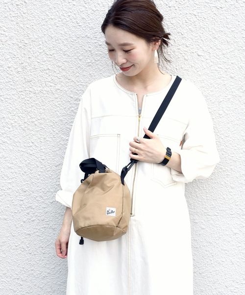 Drifter（ドリフター）の「Drifter:ドローストリングポーチ◇（ショルダーバッグ・レディース・ブラック/ベージュ/パープル/グリーン/キャメル/ブラウン/オリーブ・ONE SIZE）」の3枚目の写真