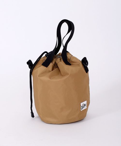 Drifter（ドリフター）の「Drifter:ドローストリングポーチ◇（ショルダーバッグ・レディース・ブラック/ベージュ/パープル/グリーン/キャメル/ブラウン/オリーブ・ONE SIZE）」の8枚目の写真