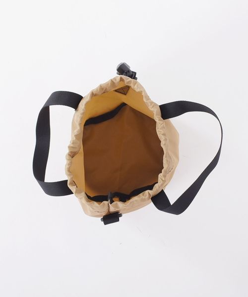 Drifter（ドリフター）の「Drifter:ドローストリングポーチ◇（ショルダーバッグ・レディース・ブラック/ベージュ/パープル/グリーン/キャメル/ブラウン/オリーブ・ONE SIZE）」の10枚目の写真