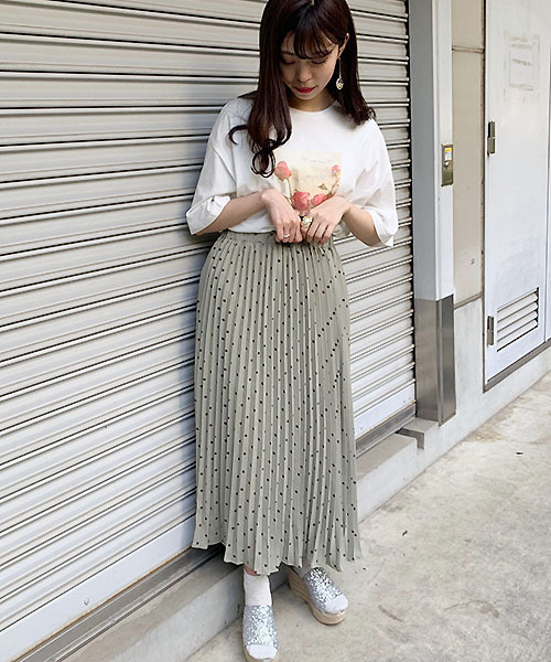 apres jour（アプレジュール）の「アソートBIGTシャツ2【ZOZOTOWN限定アイテム】（Tシャツ/カットソー・レディース・ホワイト/ブラック/ブルー/モカ/ラベンダー/ホワイト系その他/ブラック系その他/ホワイト系その他2/ホワイト系その他3/ホワイト系その他4・フリー）」の14枚目の写真