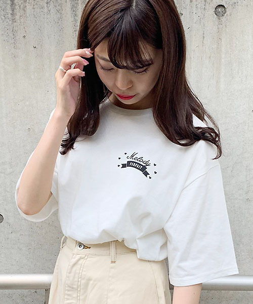 apres jour（アプレジュール）の「アソートBIGTシャツ2【ZOZOTOWN限定アイテム】（Tシャツ/カットソー・レディース・ホワイト/ブラック/ブルー/モカ/ラベンダー/ホワイト系その他/ブラック系その他/ホワイト系その他2/ホワイト系その他3/ホワイト系その他4・フリー）」の16枚目の写真