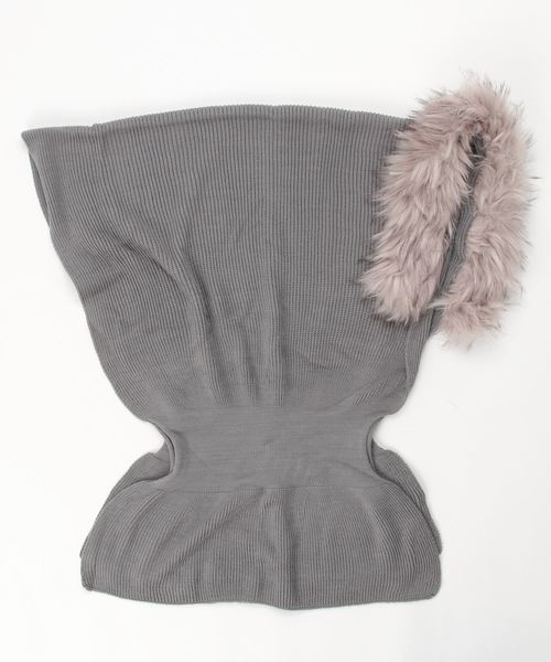 U.Q（ユウキュウ）の「静電気防止差し込みストール（ストール/ショール・レディース・ライトグレー/ブラック/ベージュ・FREE）」の3枚目の写真