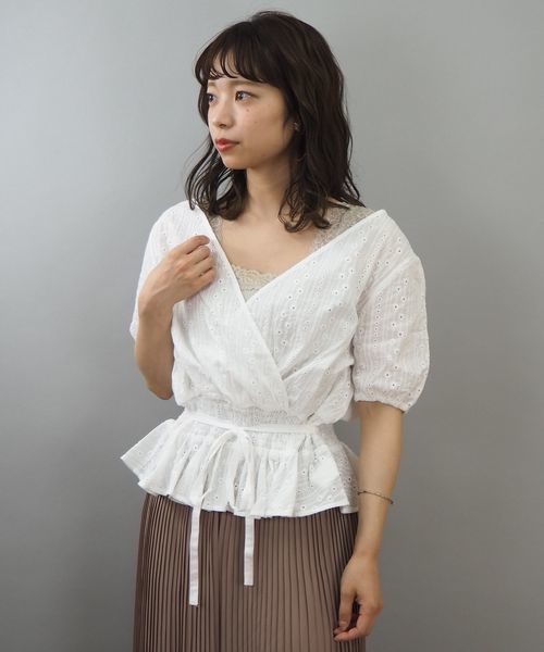 tiptop（ティップトップ）の「総刺繍カシュクールブラウス（シャツ/ブラウス・レディース・ブラック/ベージュ/オフホワイト・FREE）」の13枚目の写真