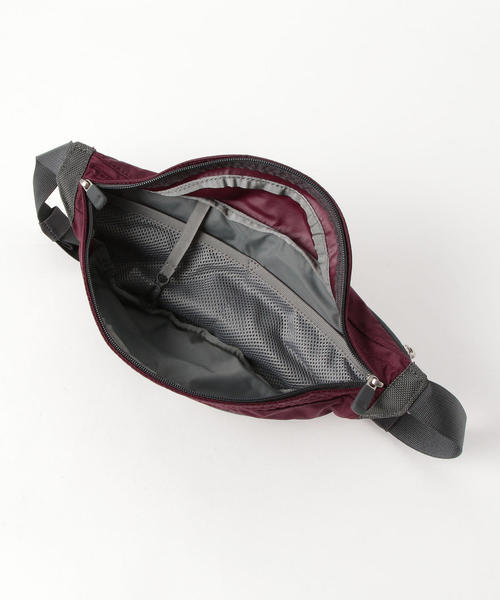 THE NORTH FACE（ザノースフェイス）の「＜THE NORTH FACE＞ GRANULE WAIST BAG/ウエストバッグ（ボディバッグ/ウエストポーチ・メンズ・ワインレッド/ダークグレー/ブラック・FREE）」の7枚目の写真