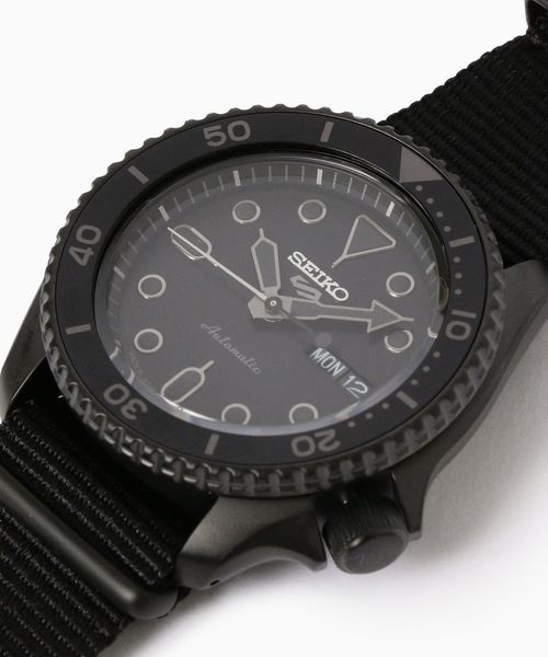 SEIKO(セイコー)の「SEIKO: 5Sports Street Style(アナログ腕時計・メンズ・ブラック・ONE SIZE)」の8枚目の写真