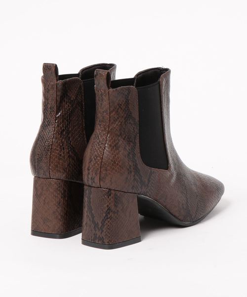 KOBE LETTUCE（コウベレタス）の「スクエアトゥサイドゴアブーツ（ブーツ・レディース・ブラック/モカ/ブラウン系その他・LL/S/M/L）」の4枚目の写真