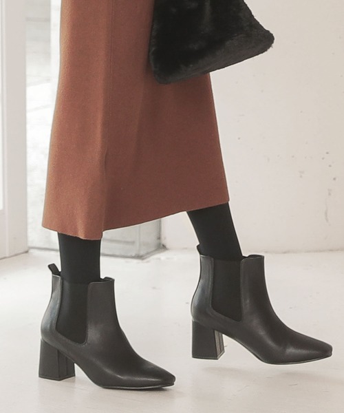 KOBE LETTUCE（コウベレタス）の「スクエアトゥサイドゴアブーツ（ブーツ・レディース・ブラック/モカ/ブラウン系その他・LL/S/M/L）」の2枚目の写真