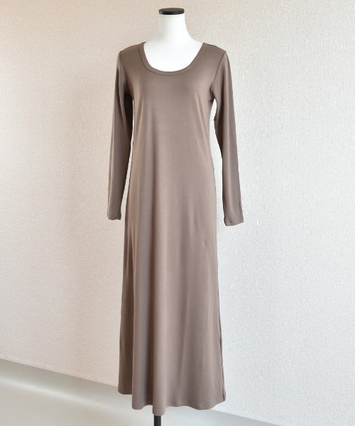 Coo+i（クーイ）の「ラウンドネックマキシワンピース（ワンピース・レディース・ブラック/カーキ/モカ/グリーン/チャコールグレー/ネイビー/ブルー/ワイン/グレー・XL/L/M）」の21枚目の写真