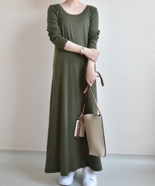 Coo+i（クーイ）の「ラウンドネックマキシワンピース（ワンピース・レディース・ブラック/カーキ/モカ/グリーン/チャコールグレー/ネイビー/ブルー/ワイン/グレー・XL/L/M）」の16枚目の写真