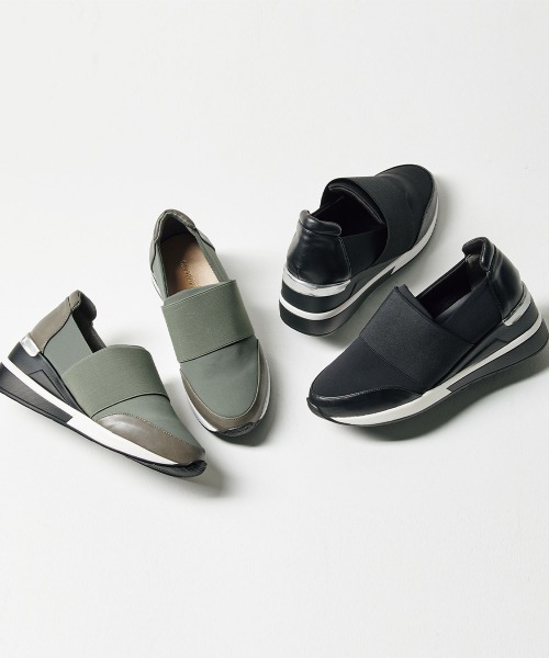 RANAN（ラナン）の「幅広ゆったりウェッジスニーカー（スニーカー・レディース・ブラック/グレー・LL/3L/M/L）」の3枚目の写真