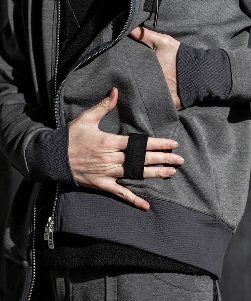 C DIEM(カルペディエム)の「C DIEM(カルペディエム)ジップアップフーディ(パーカー・メンズ・ホワイト/ブラック/グレー・S/M/L)」の9枚目の写真