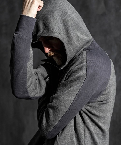 C DIEM(カルペディエム)の「C DIEM(カルペディエム)ジップアップフーディ(パーカー・メンズ・ホワイト/ブラック/グレー・S/M/L)」の10枚目の写真