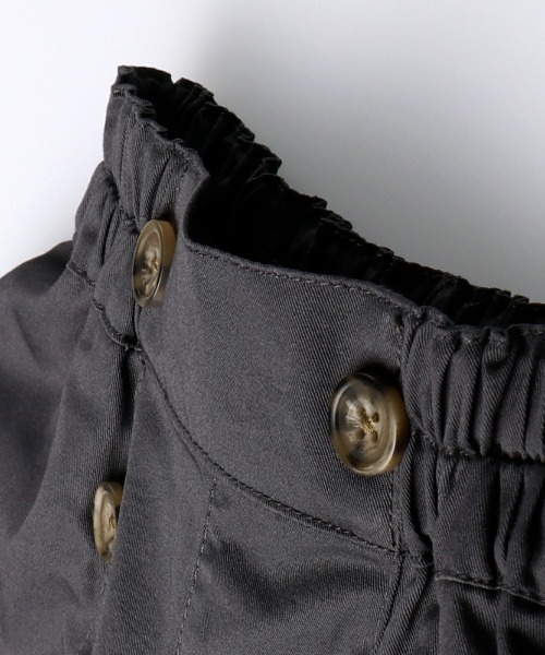 BRANSHES（ブランシェス）の「【プチプラ】ウエストポイントショートパンツ（その他パンツ・キッズ・チャコールグレー/ライトグレー・100cm/110cm/90cm/120cm/130cm/140cm/150cm）」の8枚目の写真