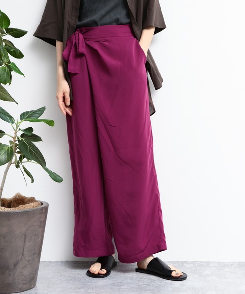 LAKOLE(ラコレ)の「プリントアソートラップパンツ / LAKOLE(その他パンツ・レディース・ブラック/パープル/その他9・SMALL/MEDIUM)」の2枚目の写真
