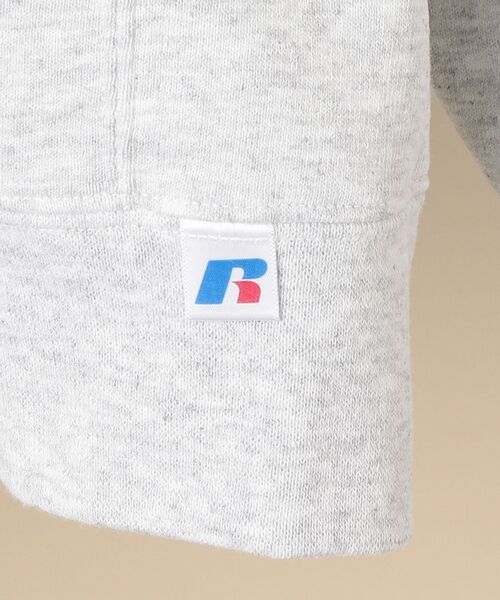 Russell Athletic(ラッセルアスレティック)の「【WEB限定/SHIPS別注】RUSSELL ATHLETIC: クルーネック スウェット (トレーナー)(スウェット・メンズ・ブラック/グレー/ライトグレー/キャメル/ナチュラル/ピンク・SMALL/MEDIUM/LARGE/X-LARGE)」の22枚目の写真