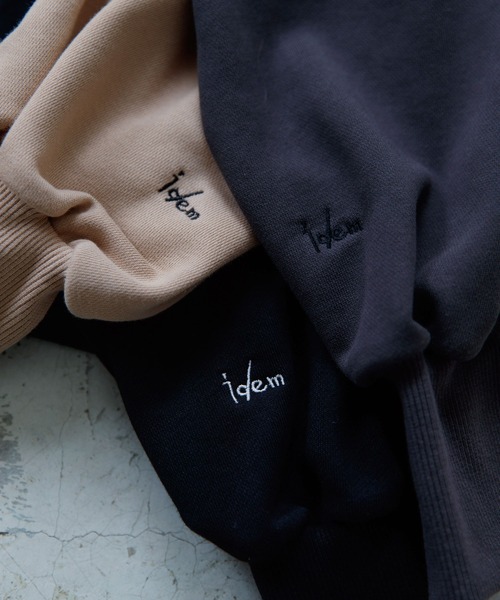 idem（イデム）の「Tuck Design Pullover（スウェット・レディース・ブラック/ベージュ/ダークグレー・FREE）」の12枚目の写真