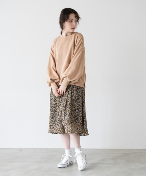 idem（イデム）の「Tuck Design Pullover（スウェット・レディース・ブラック/ベージュ/ダークグレー・FREE）」の18枚目の写真