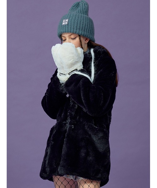 新品タグ有✩本物✩ブラックグラマ✩ファーコート✩後にスリット入り✩軽いですよ CRANK（クランク）の「『CRANK/クランク』LONG ECO FUR COAT/韓国