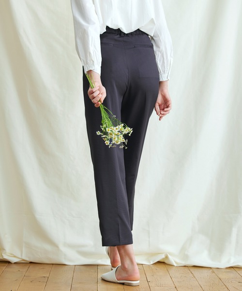 PURIL(ピュリル)の「【PURIL】センタープレス タック入りテーパードパンツ(スラックス・レディース・ネイビー/アイボリー/ブルー系その他/パープル系その他・S/M)」の16枚目の写真