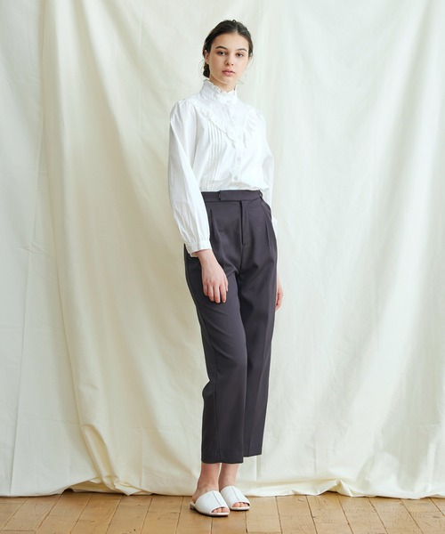 PURIL(ピュリル)の「【PURIL】センタープレス タック入りテーパードパンツ(スラックス・レディース・ネイビー/アイボリー/ブルー系その他/パープル系その他・S/M)」の19枚目の写真