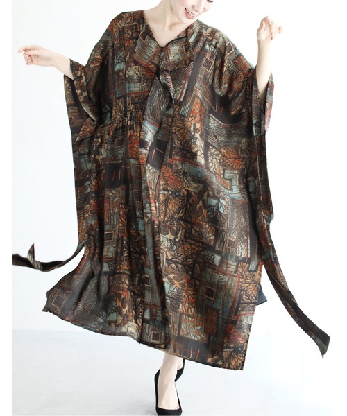 Cawaii カワイイ のワンピース ドルマンシルエットのアート柄ミディアムワンピース W を購入できます French ワンピース ドレス ワンピース ドルマンシルエットのアート柄ミディアムワンピース ワンピース Cawaii カワイイ のファッション 最新情報