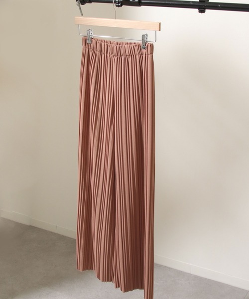 Chillfar（チルファー）の「カットジャガードプリーツパンツ（その他パンツ・レディース・グレイッシュベージュ/ベージュ/ブラック/ピンク系・MEDIUM/LARGE）」の4枚目の写真