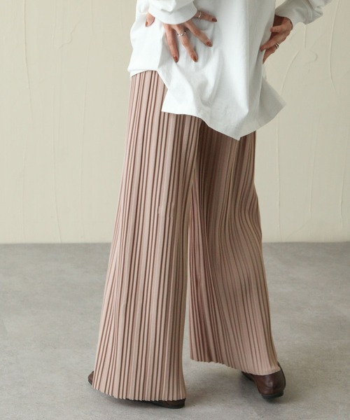 Chillfar（チルファー）の「カットジャガードプリーツパンツ（その他パンツ・レディース・グレイッシュベージュ/ベージュ/ブラック/ピンク系・MEDIUM/LARGE）」の5枚目の写真